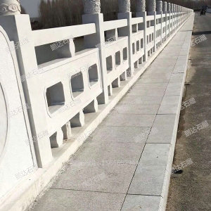 石栏杆