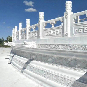 石栏杆